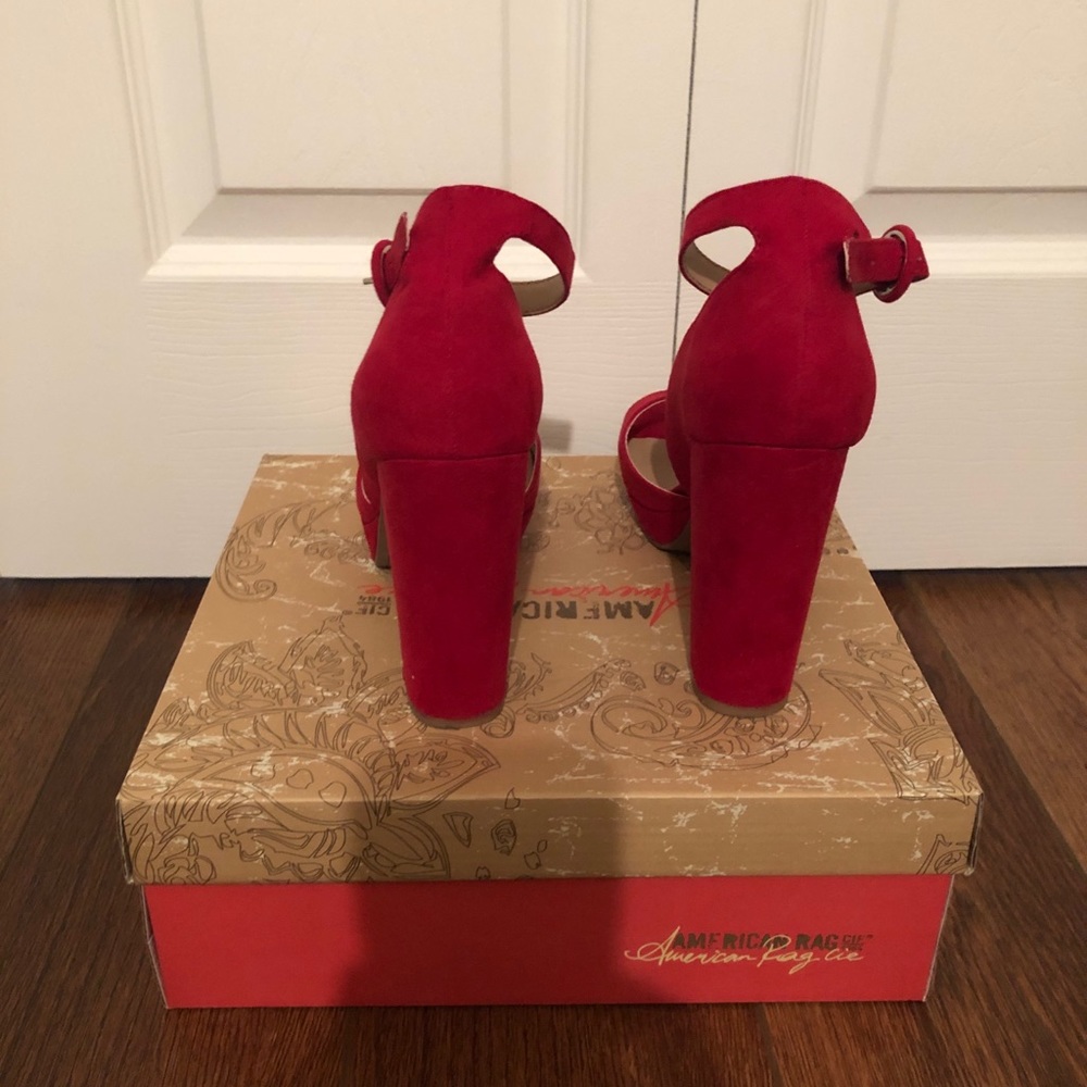 American Rag Red Pumps - Picture 2 of 2